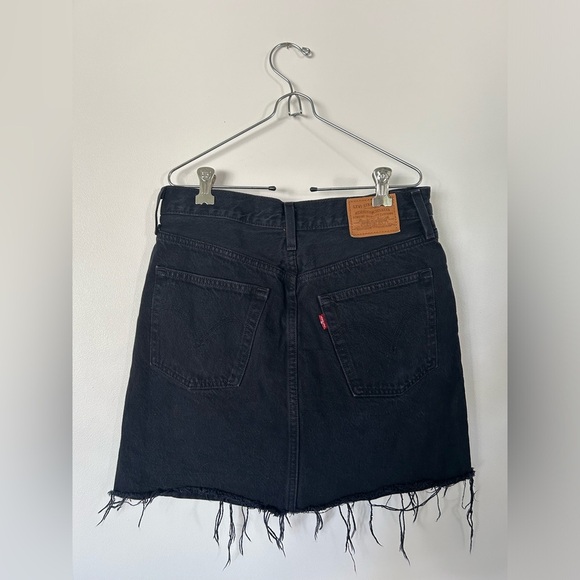 Levi’s Black ICONIC SKIRT - Picture 10 of 14